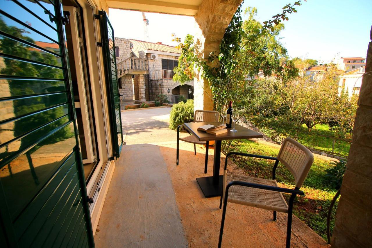 Guest House Villa Pastrovka Sveti Stefan Rom bilde